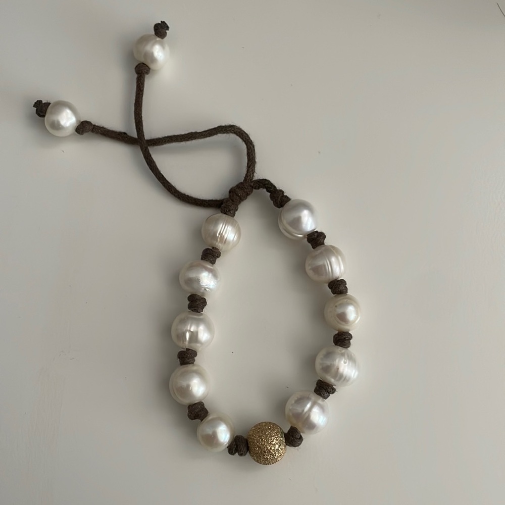 Adjustable Pearl Gold Bracelet